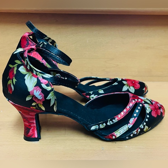 Print Floral Satin Ballroom Latin Dance Pumps Shoes - Picture 2 of 5